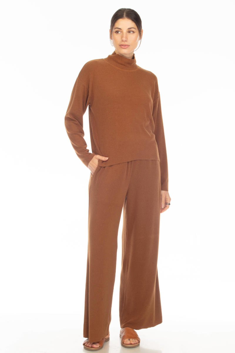 LOLA FUNNEL NECK