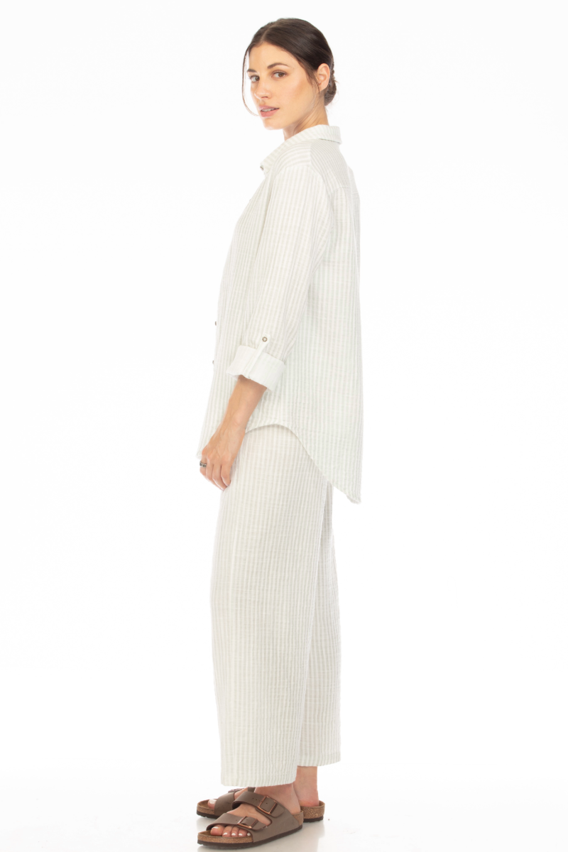 FORWARD SEAM SHIRRED ANKLE PANT