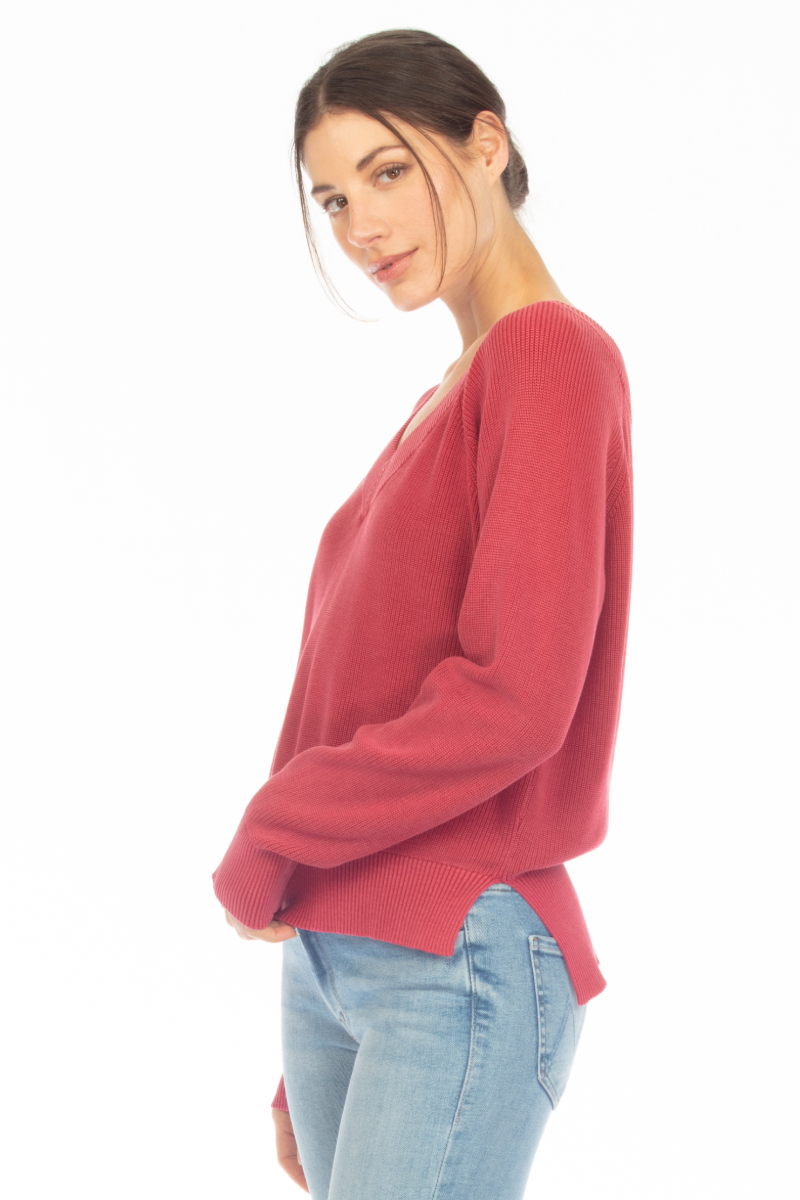 DOUBLE V SWEATER