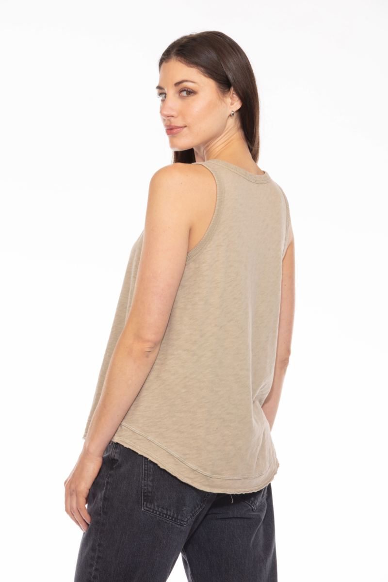 BREE TANK