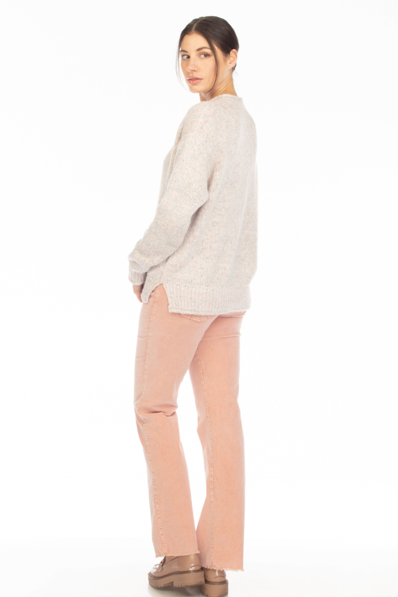 V-NECK SWEATER