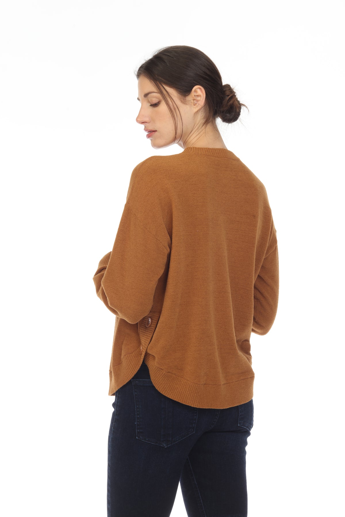 SCOOP HEM PULLOVER