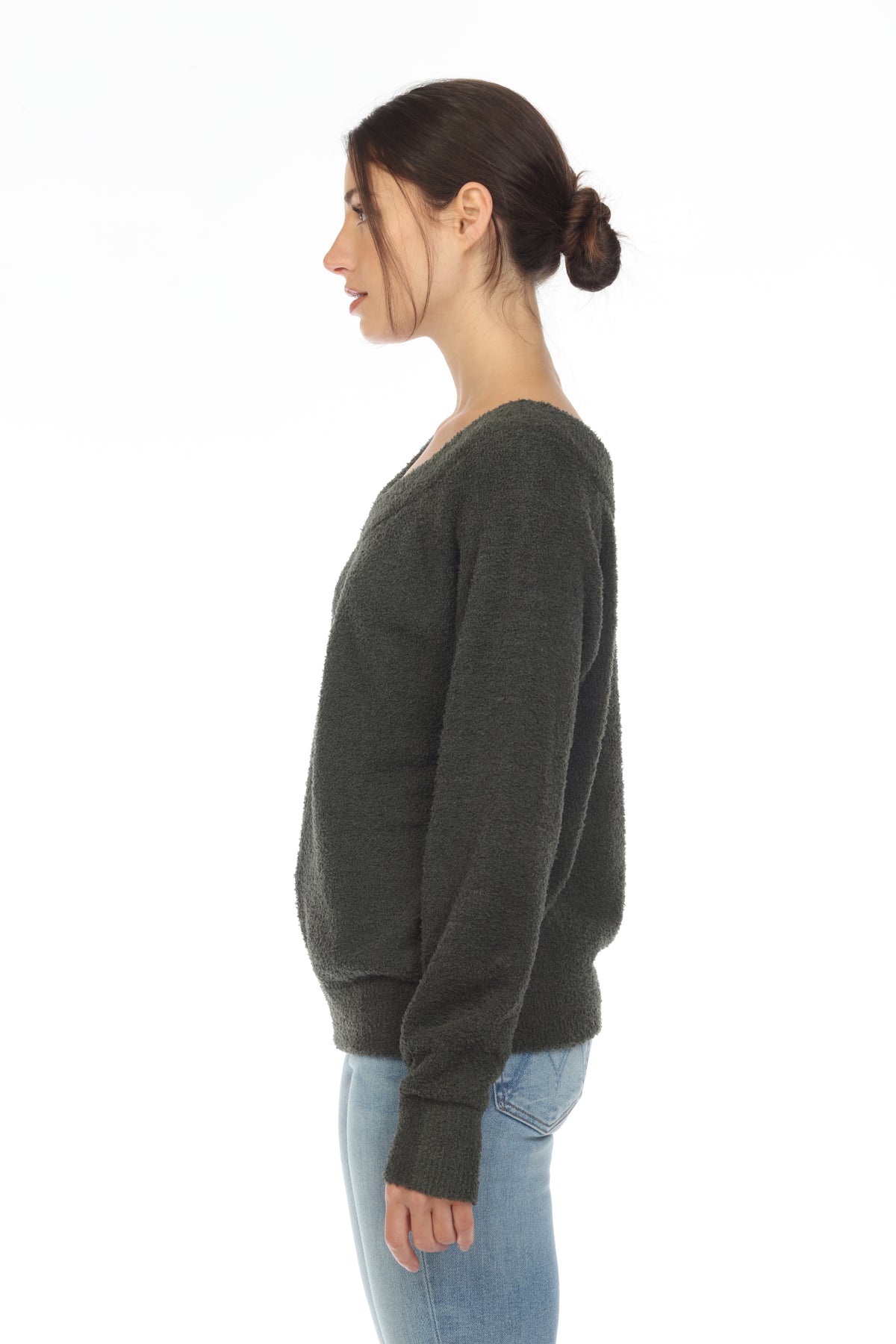 DOUBLE V SWEATER