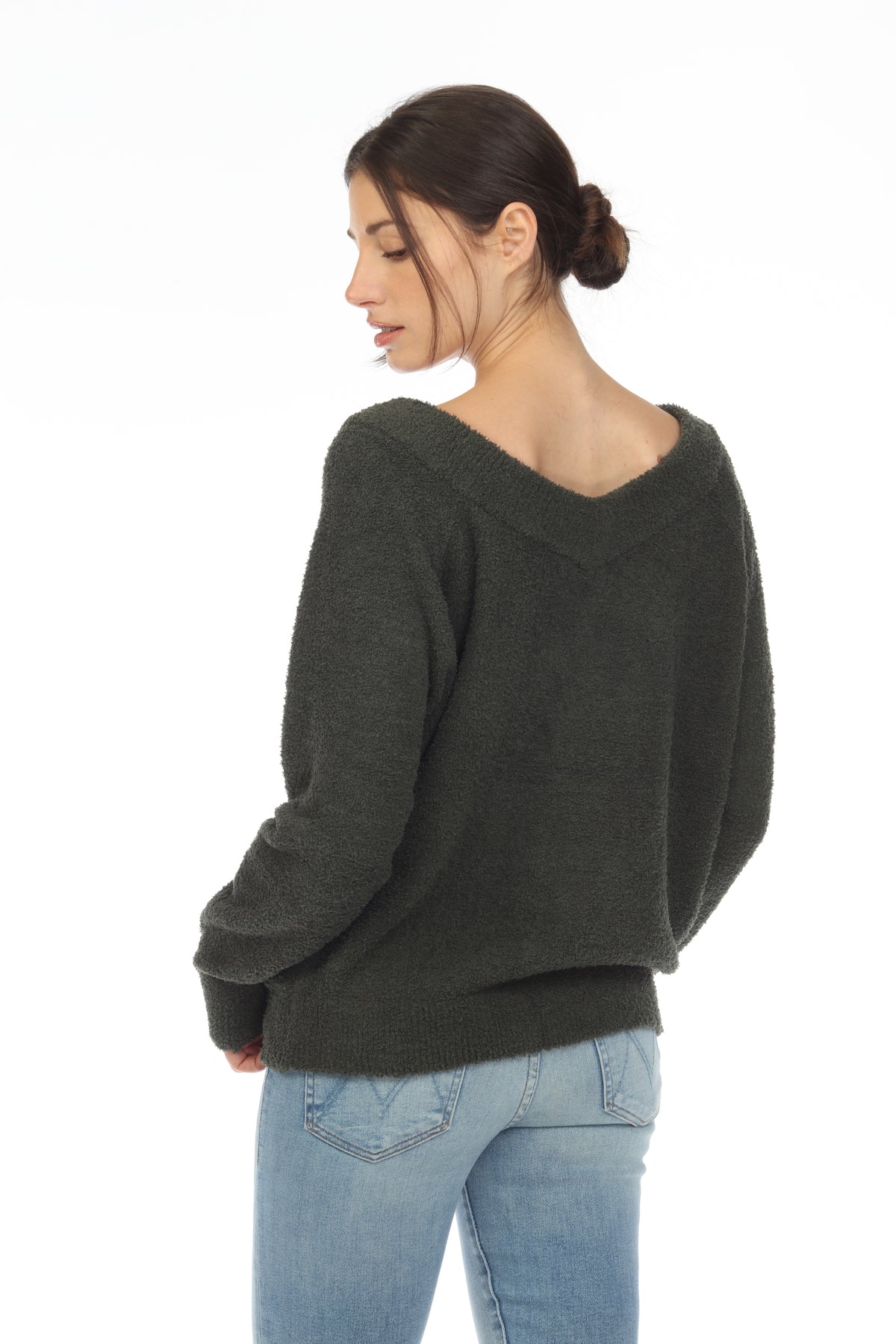 DOUBLE V SWEATER