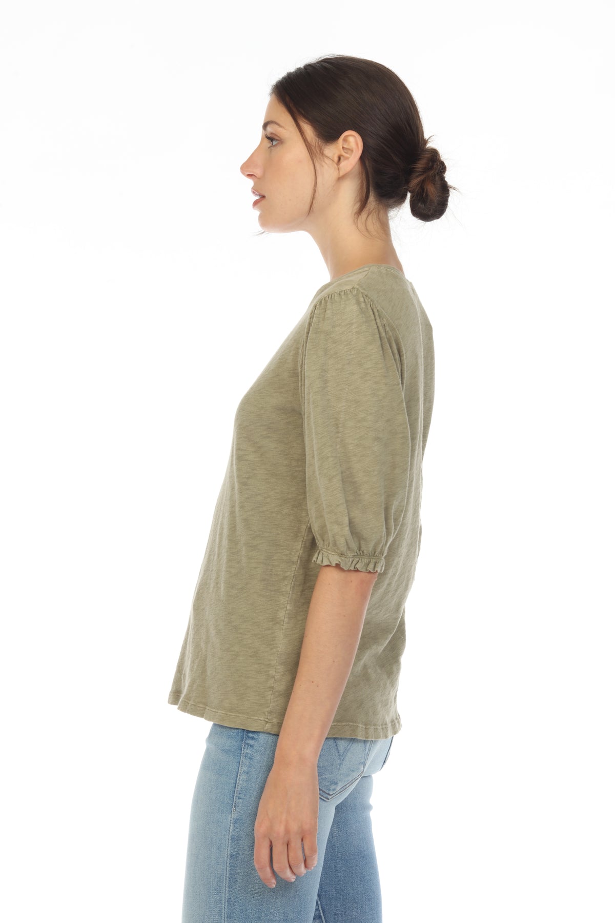 SMOCKED SLEEVE CREW NECK