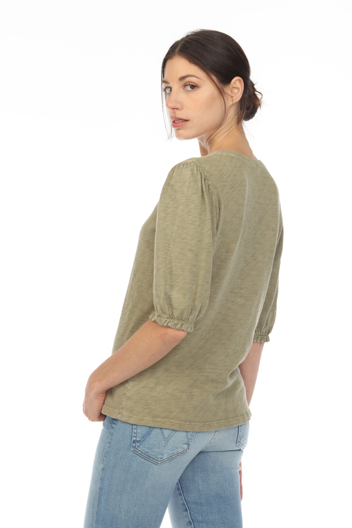 SMOCKED SLEEVE CREW NECK