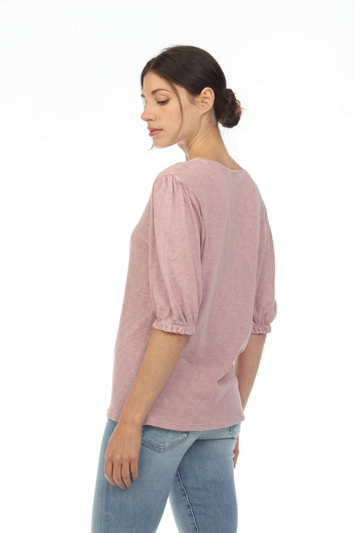 SMOCKED SLEEVE CREW NECK