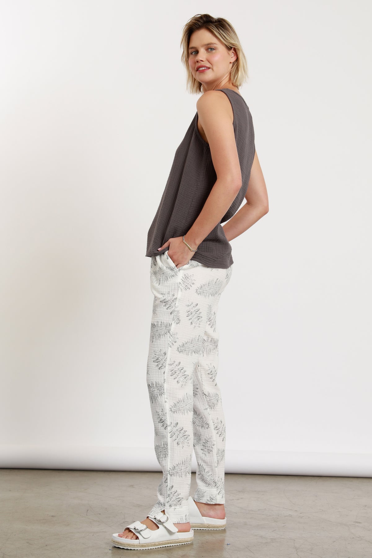 Gauze Tapered Pant