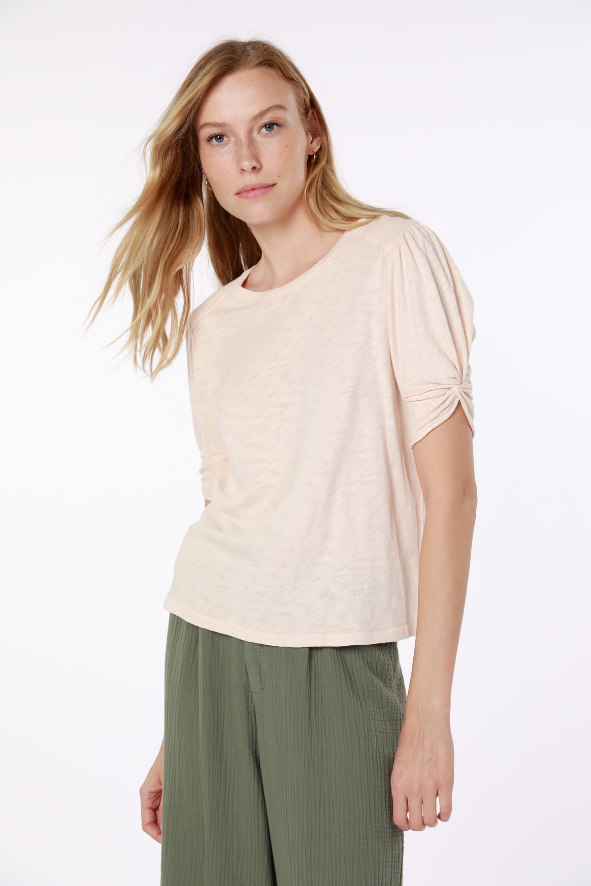STELLA KNOTTED SLV TOP