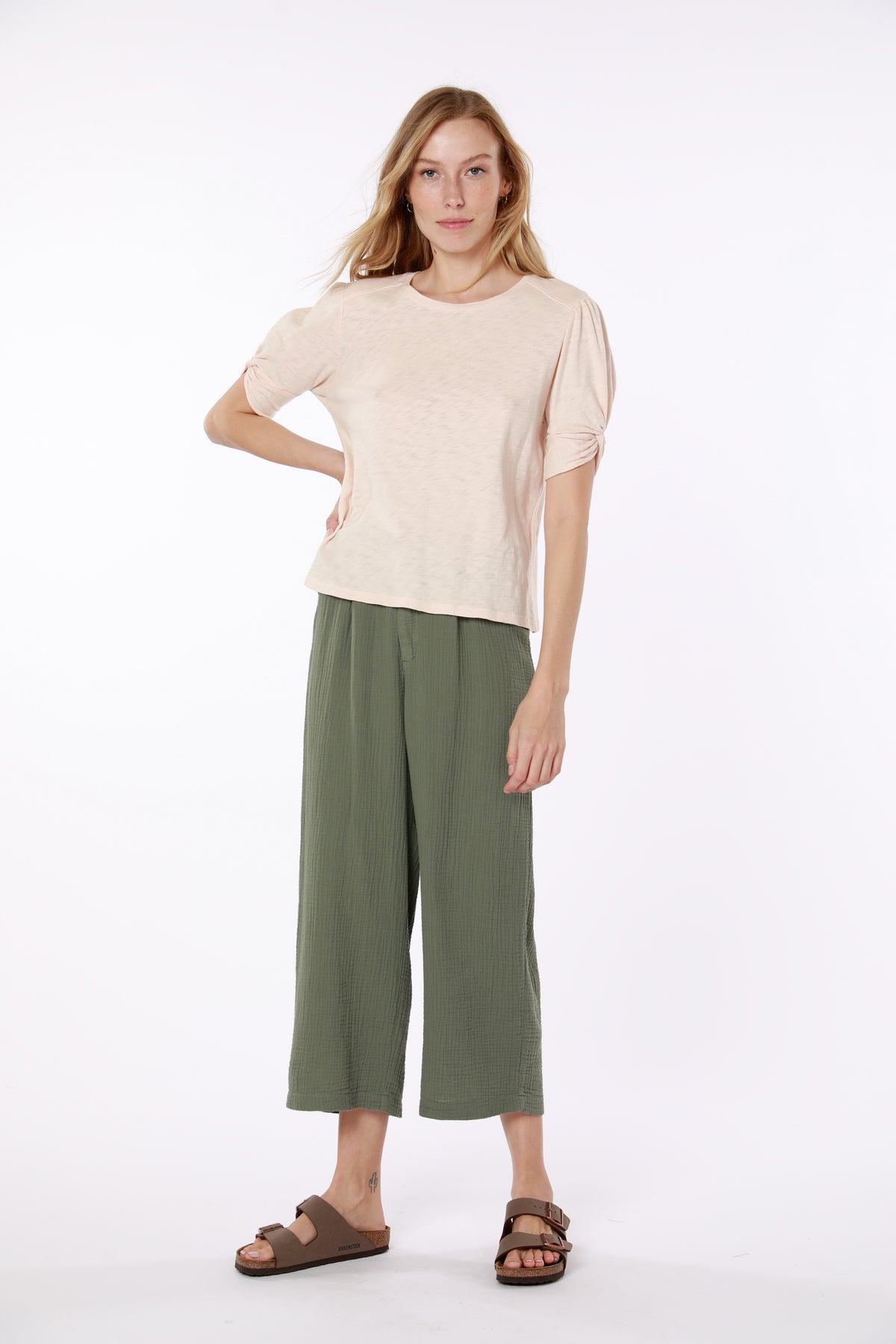 Cinched Waist Pant