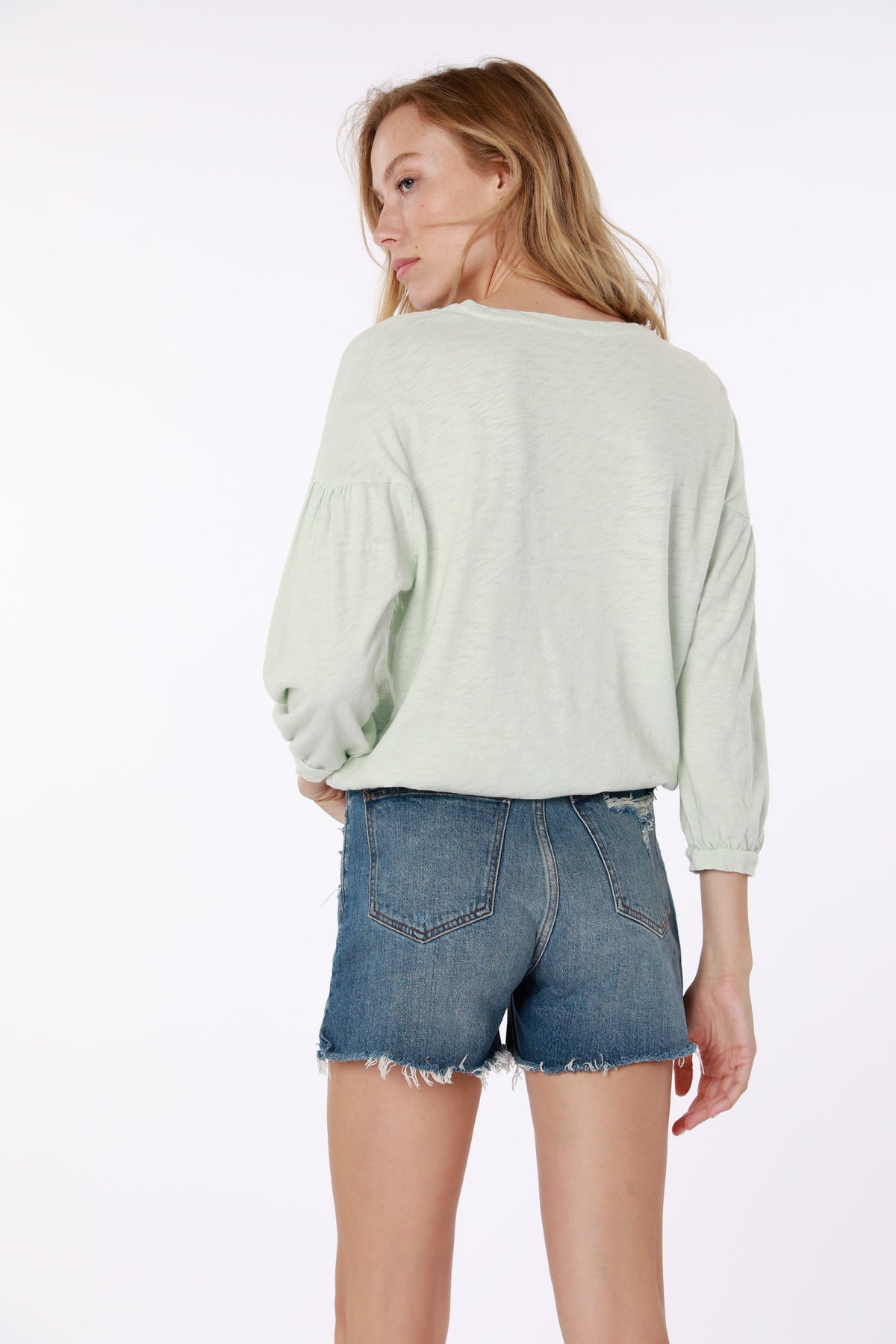 Scoop Neck 3/4 Sleeve