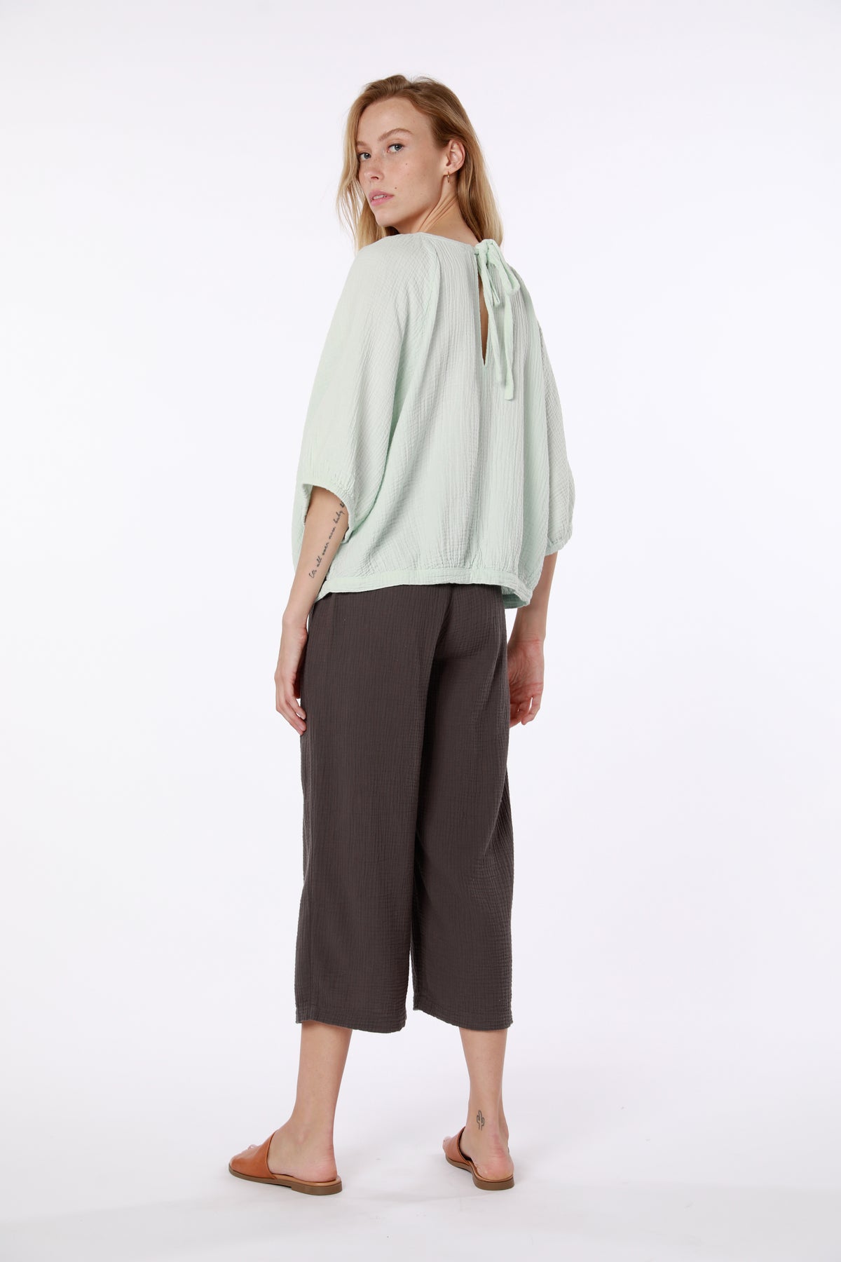 Cinched Waist Pant
